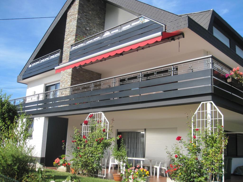 Ferienwohnung Sonneck Bullay Exterior foto